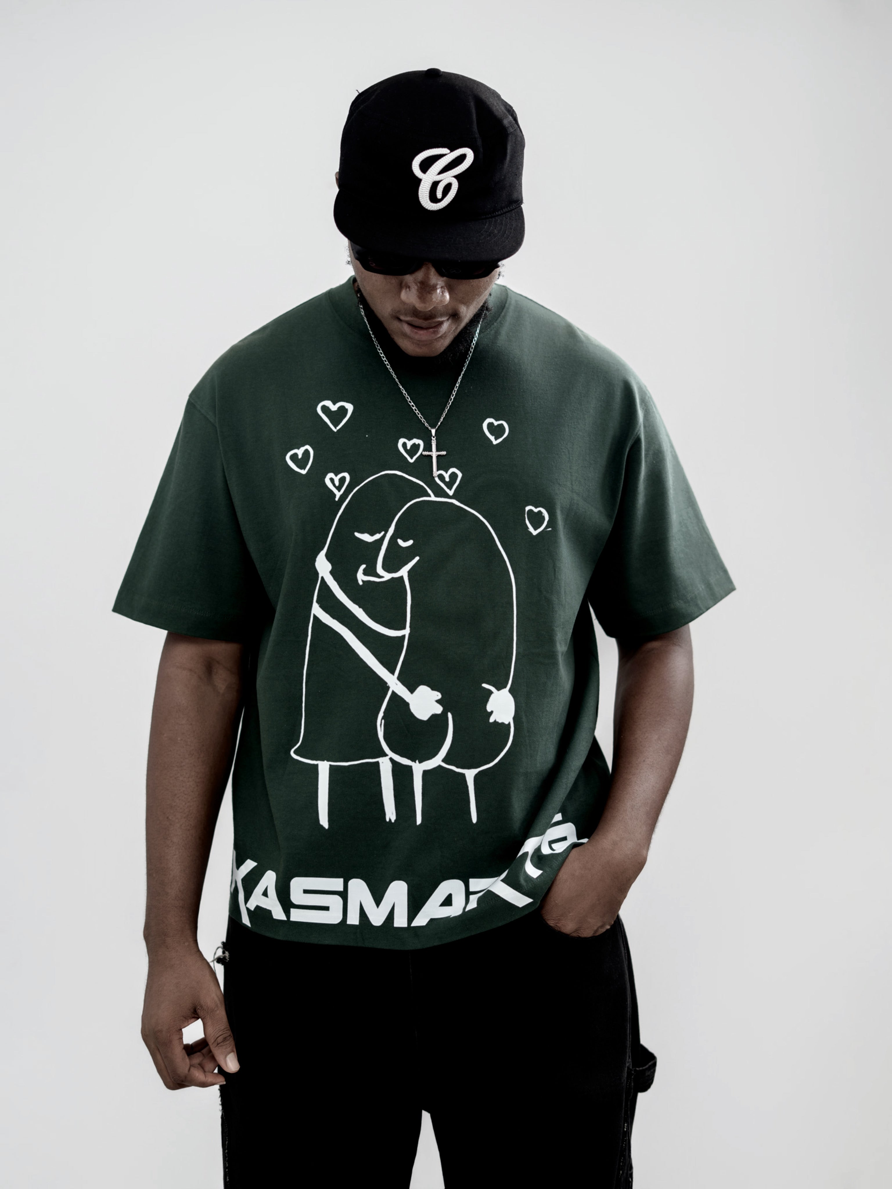 ILLUSTRATED HUG T-SHIRTS