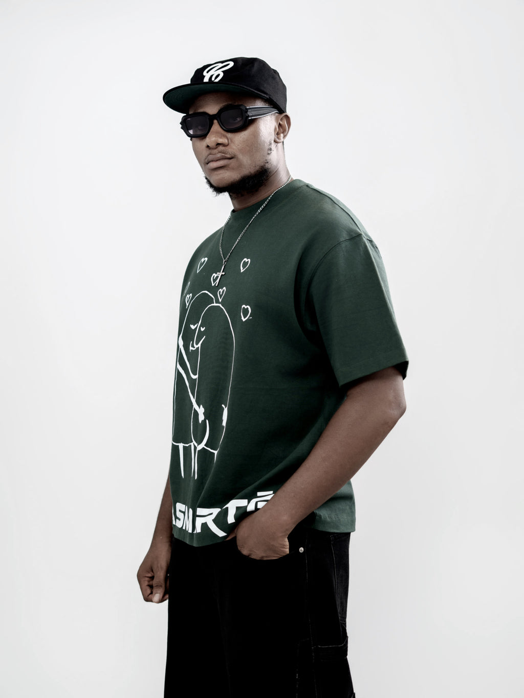 ILLUSTRATED HUG T-SHIRTS